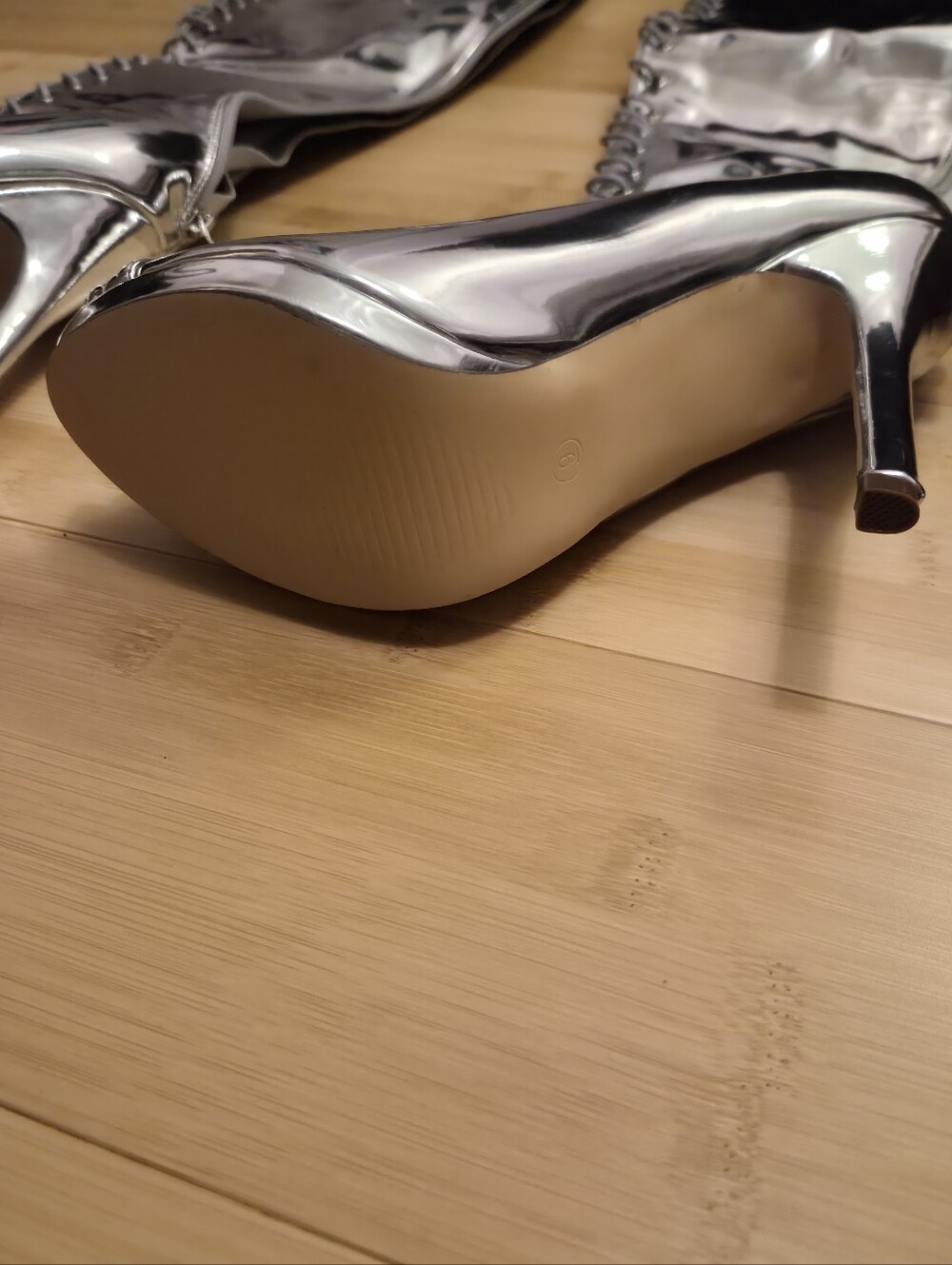 Liliana Silver Metallic Metallic Thigh High Lace Up Peep Toe Stiletto Boots 9 - Picture 6 of 15